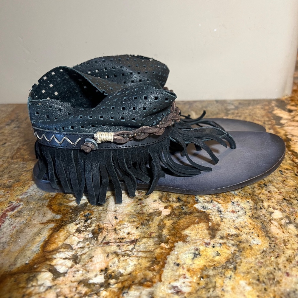 EUC Free People Journey Through Time Black Sandals Size 38/7 -7.5 Womens - Picture 4 of 8